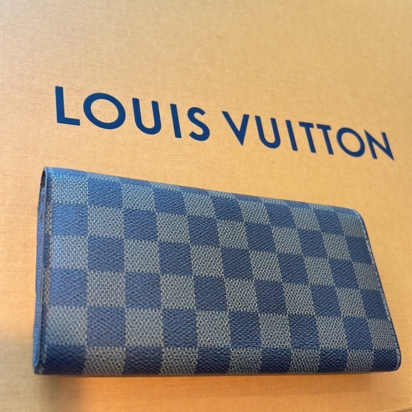 Louis Vuitton Porte Feuille Sara wallet 🤎🖤 - Picture 11 of 11